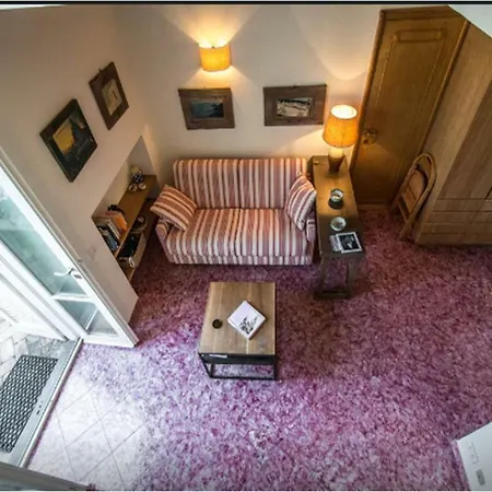Le Camerelle 83 Casa vacanze