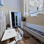 Holiday home Le Camerelle 83 *